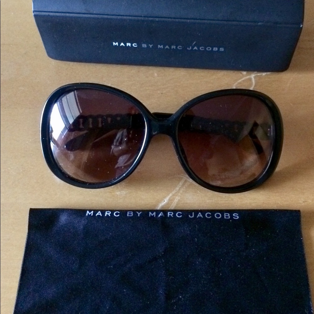 🕶accepting offers🕶 Marc Jacobs’s sunglasses